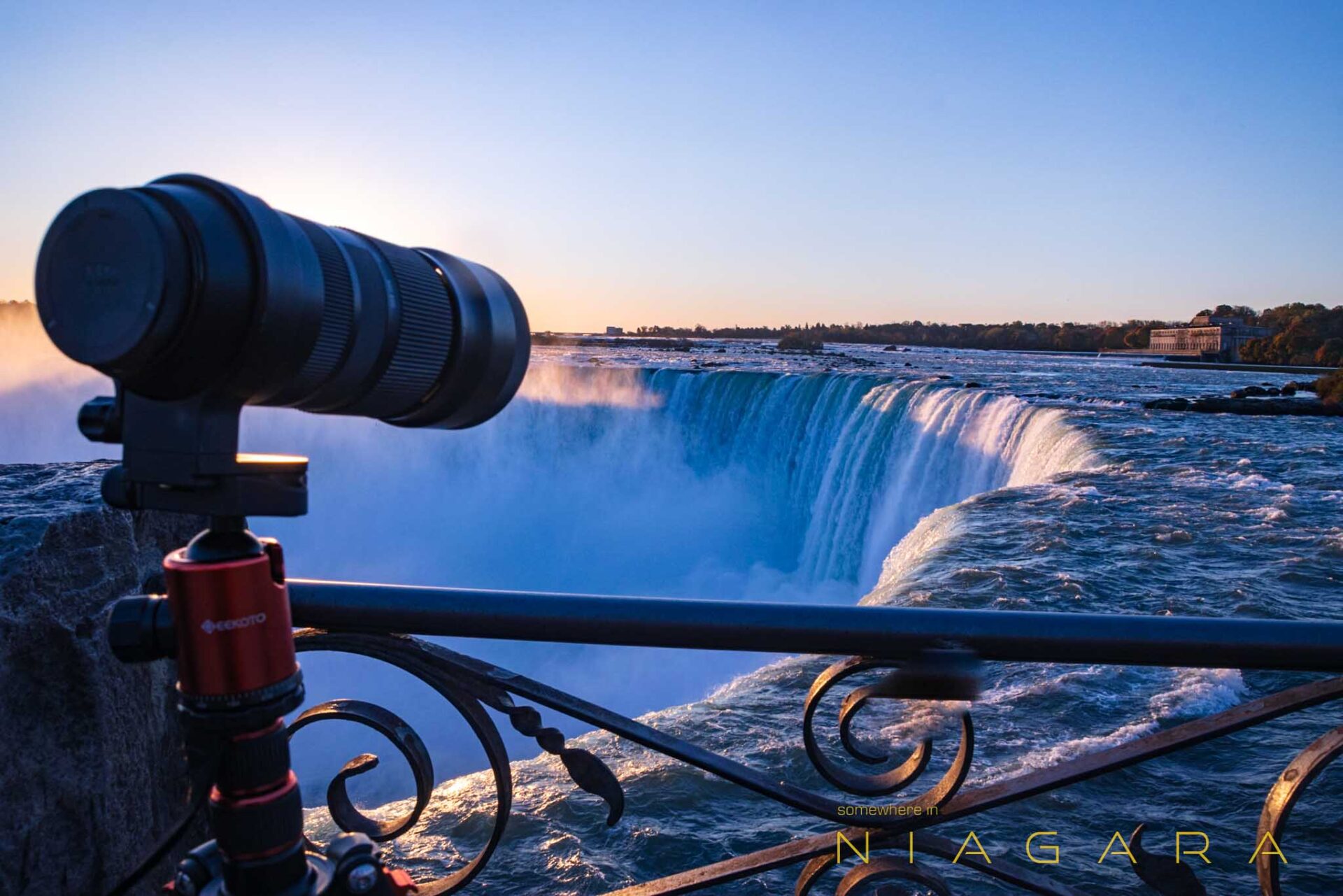 Sunrise at Niagara Falls