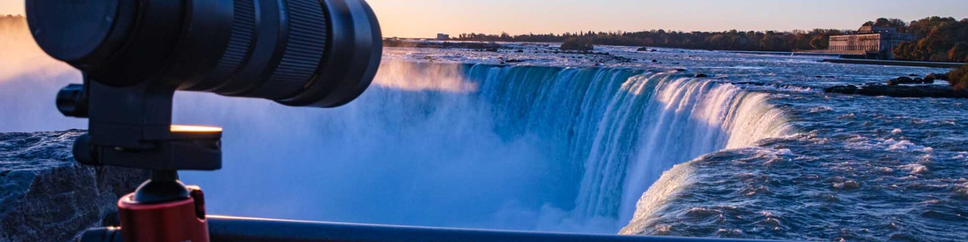 Sunrise at Niagara Falls