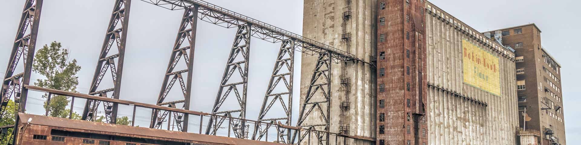 Robin Hood Mill in Port Colborne before tracks were removed