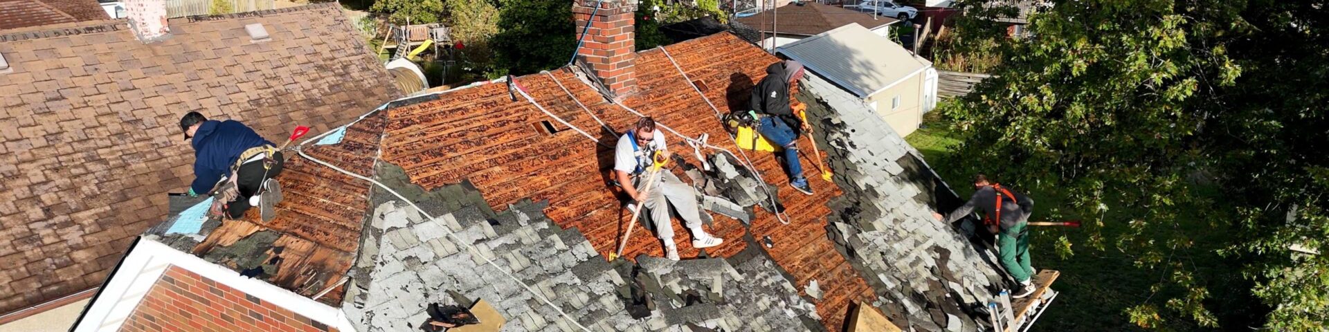Visual roof inspection in Niagara