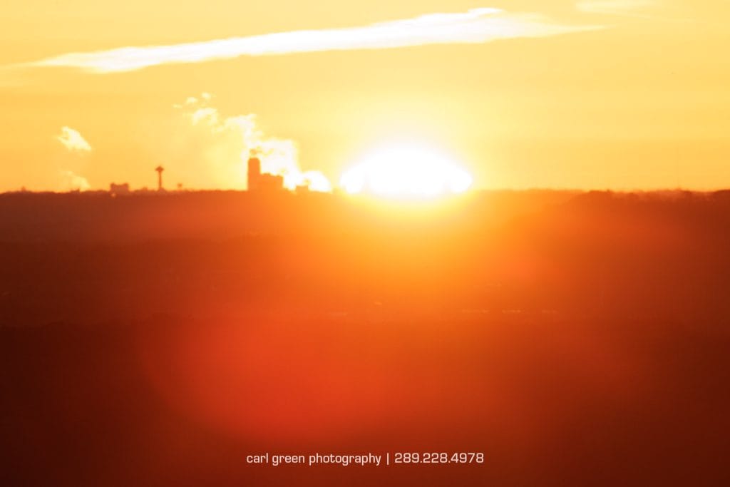 Niagara Falls skyline at sunrise